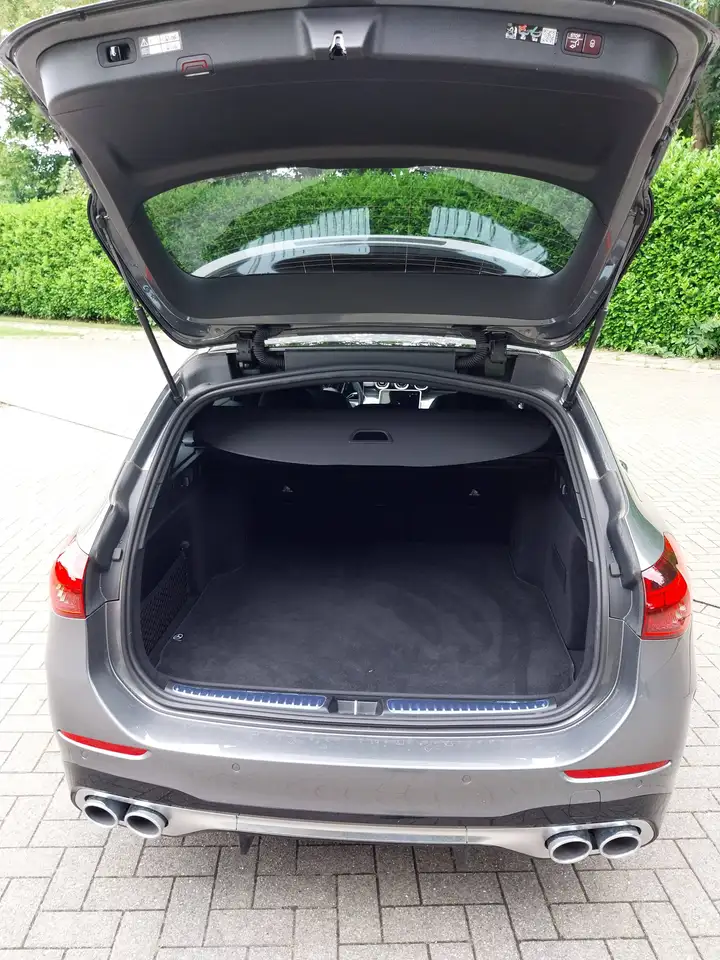 Mercedes-Benz C-Class 2026