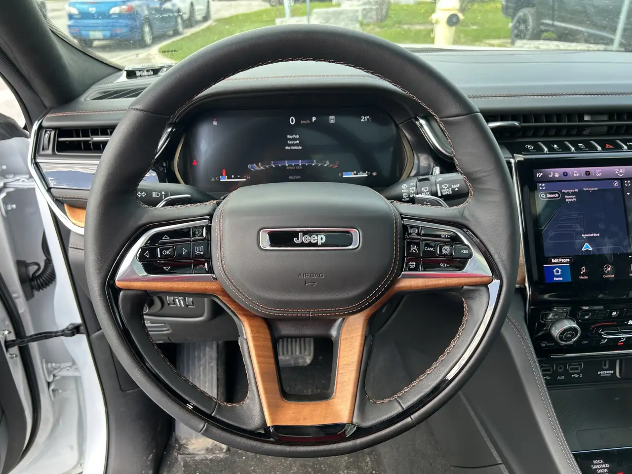 Jeep Grand Cherokee снимка Jeep Grand Cherokee