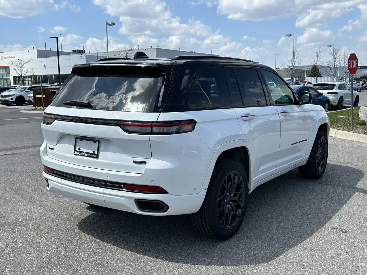 Jeep Grand Cherokee снимка Jeep Grand Cherokee