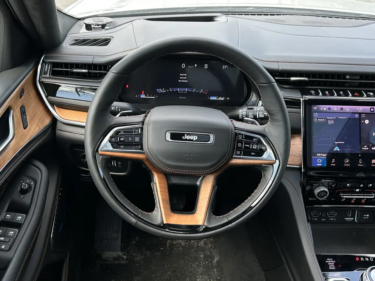 Jeep Grand Cherokee снимка Jeep Grand Cherokee