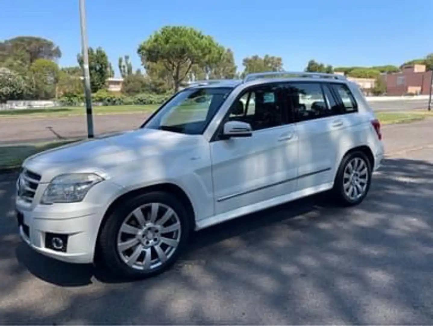 Mercedes-Benz GLK 220 GLK - X204 cdi be Sport my11 White - 1