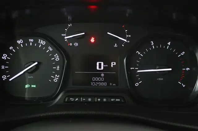 Peugeot Expert view 14