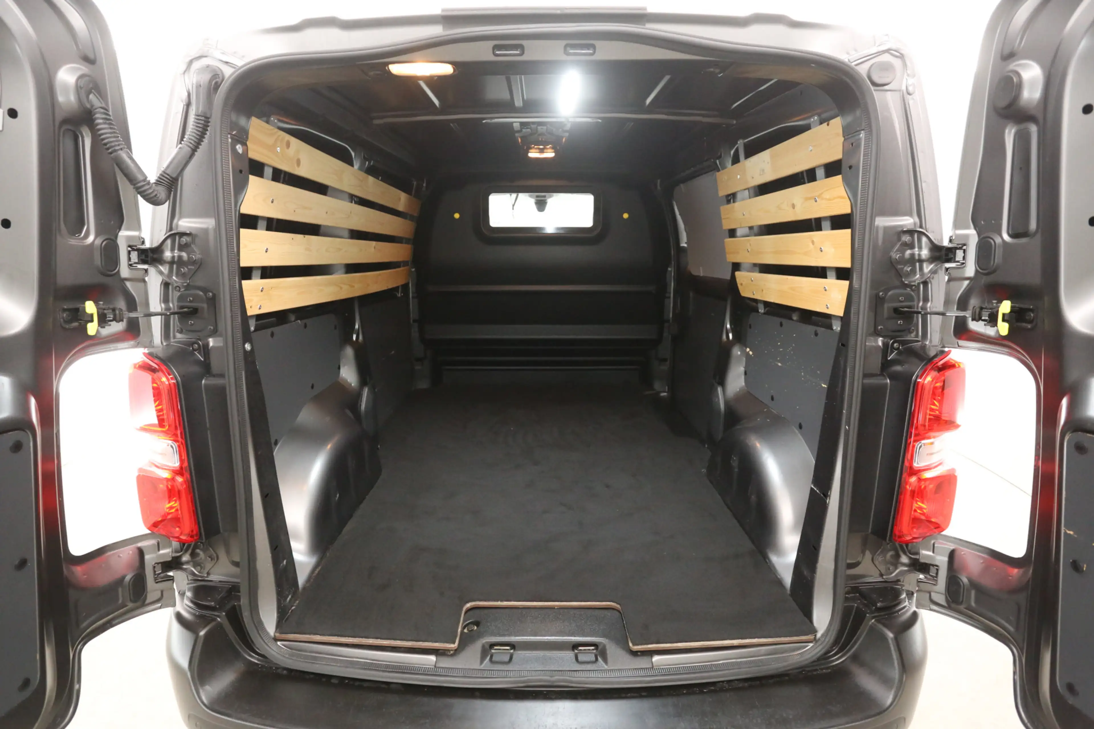 Peugeot Expert 2.0 BlueHDI 145PK L2H1 | Automaat | Airco | Cruise — photo 3