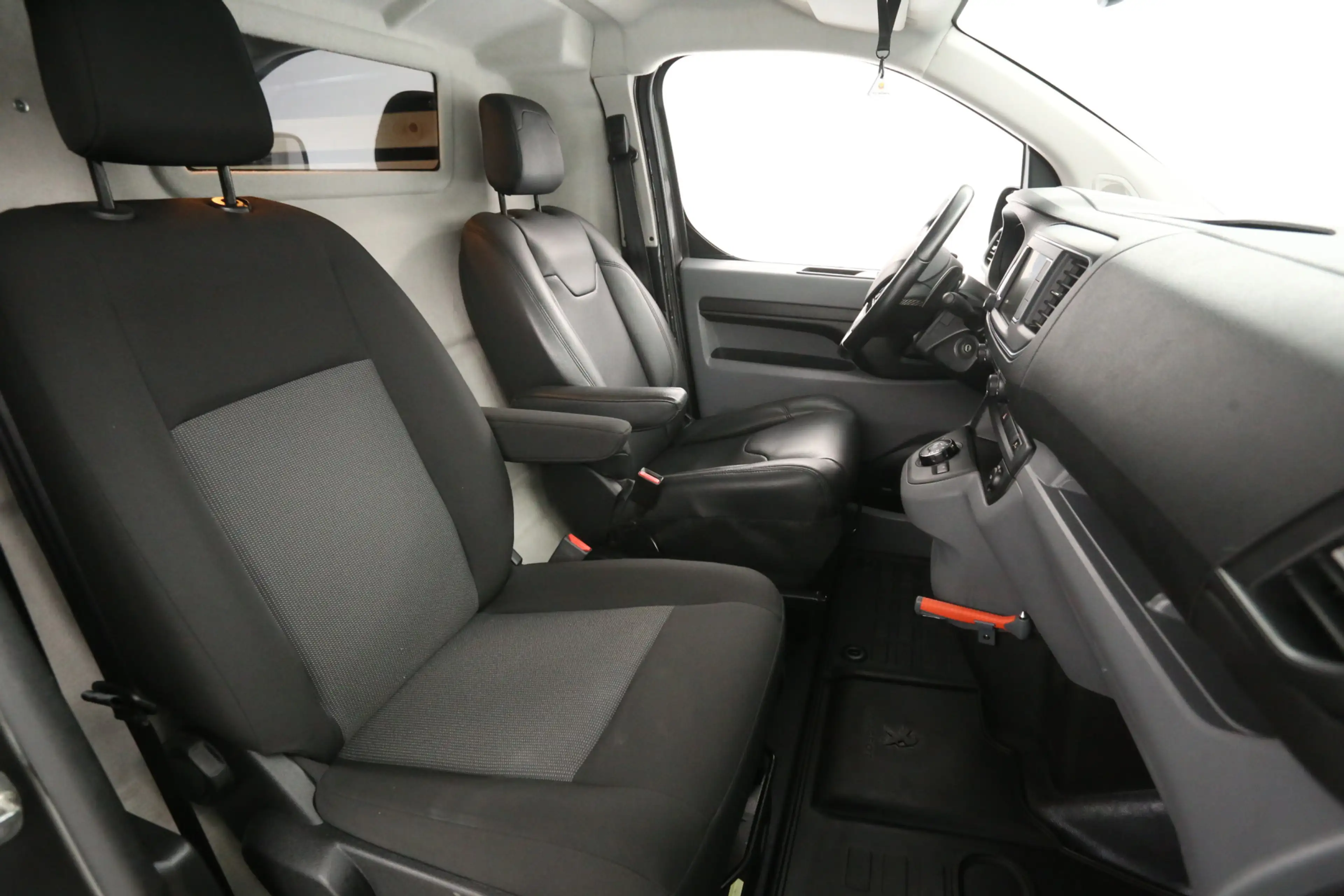 Peugeot Expert 2.0 BlueHDI 145PK L2H1 | Automaat | Airco | Cruise — photo 10