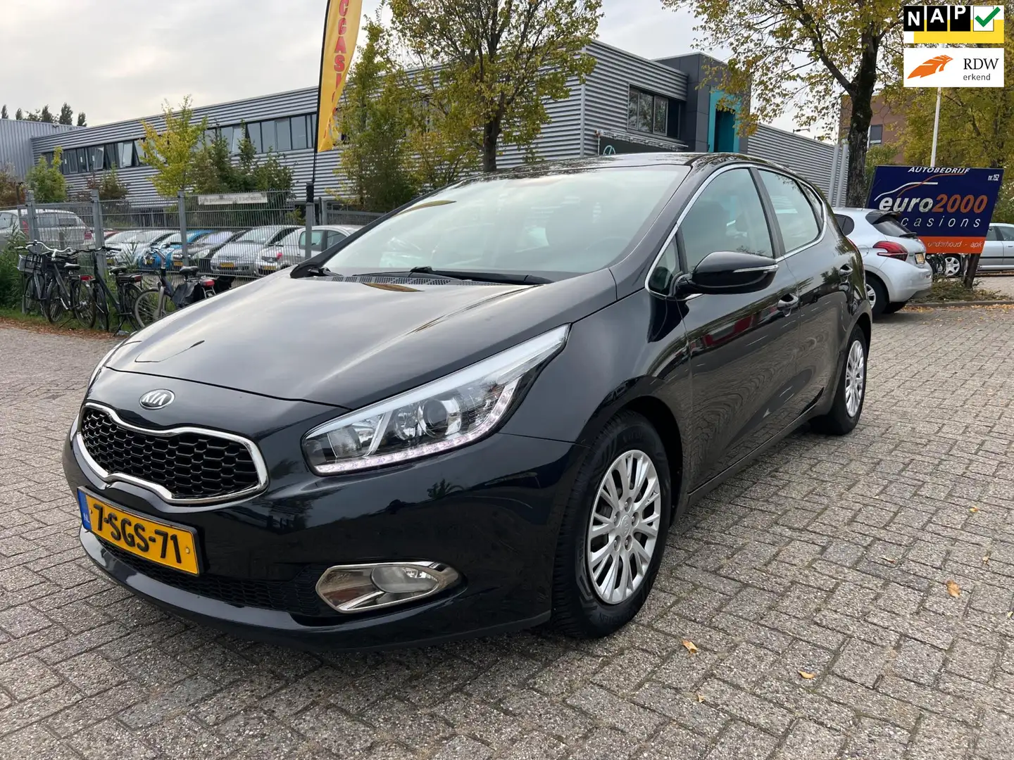 Kia Ceed / cee'd 1.6 GDI 20th Anniversary - Navigatie - Cruisecontr Zwart - 1