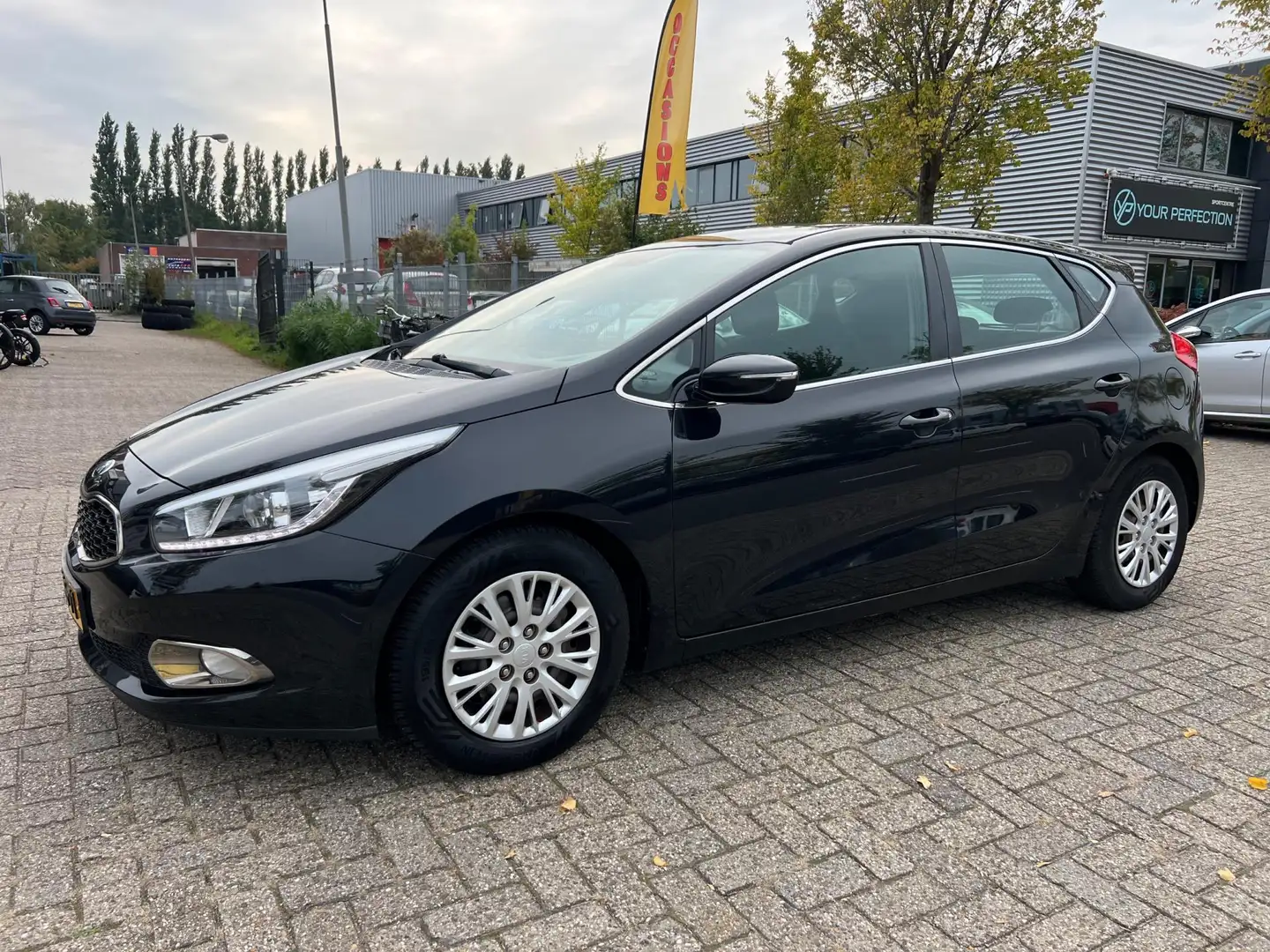 Kia Ceed / cee'd 1.6 GDI 20th Anniversary - Navigatie - Cruisecontr Zwart - 2