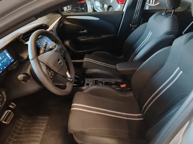 Opel Corsa view 9
