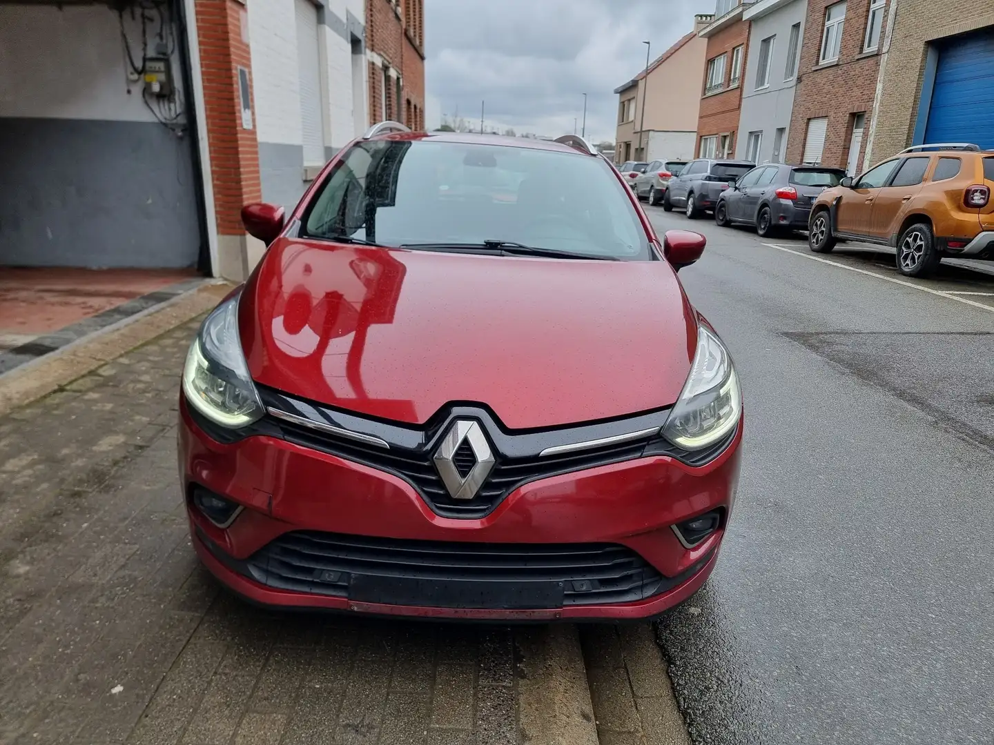 Renault Clio 1.5 dCi Energy Limited automatique Rood - 1