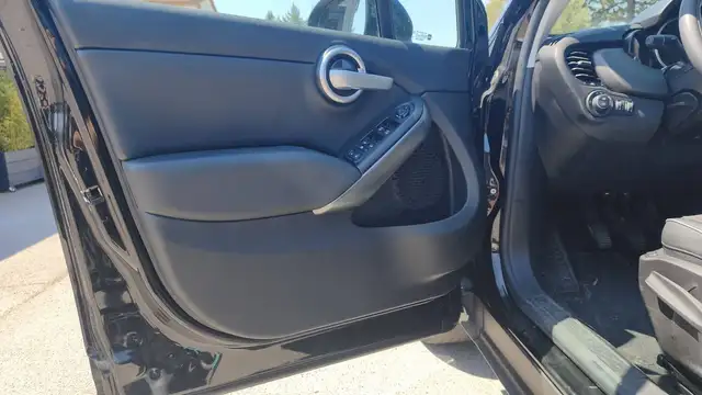 Fiat 500X view 7
