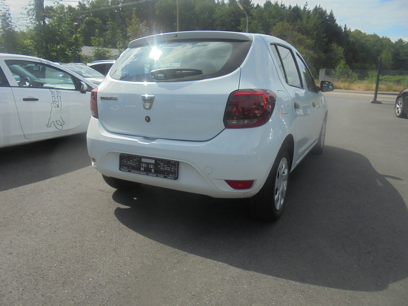 Dacia Sandero Essential,Klima — photo 3