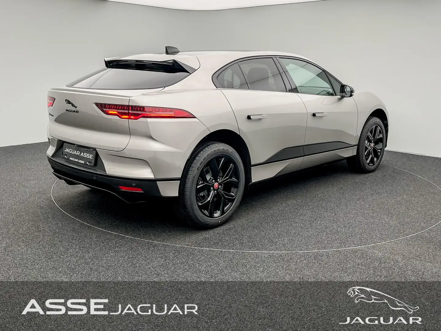Jaguar I-Pace EV400 S AWD Aut. Beige - 2