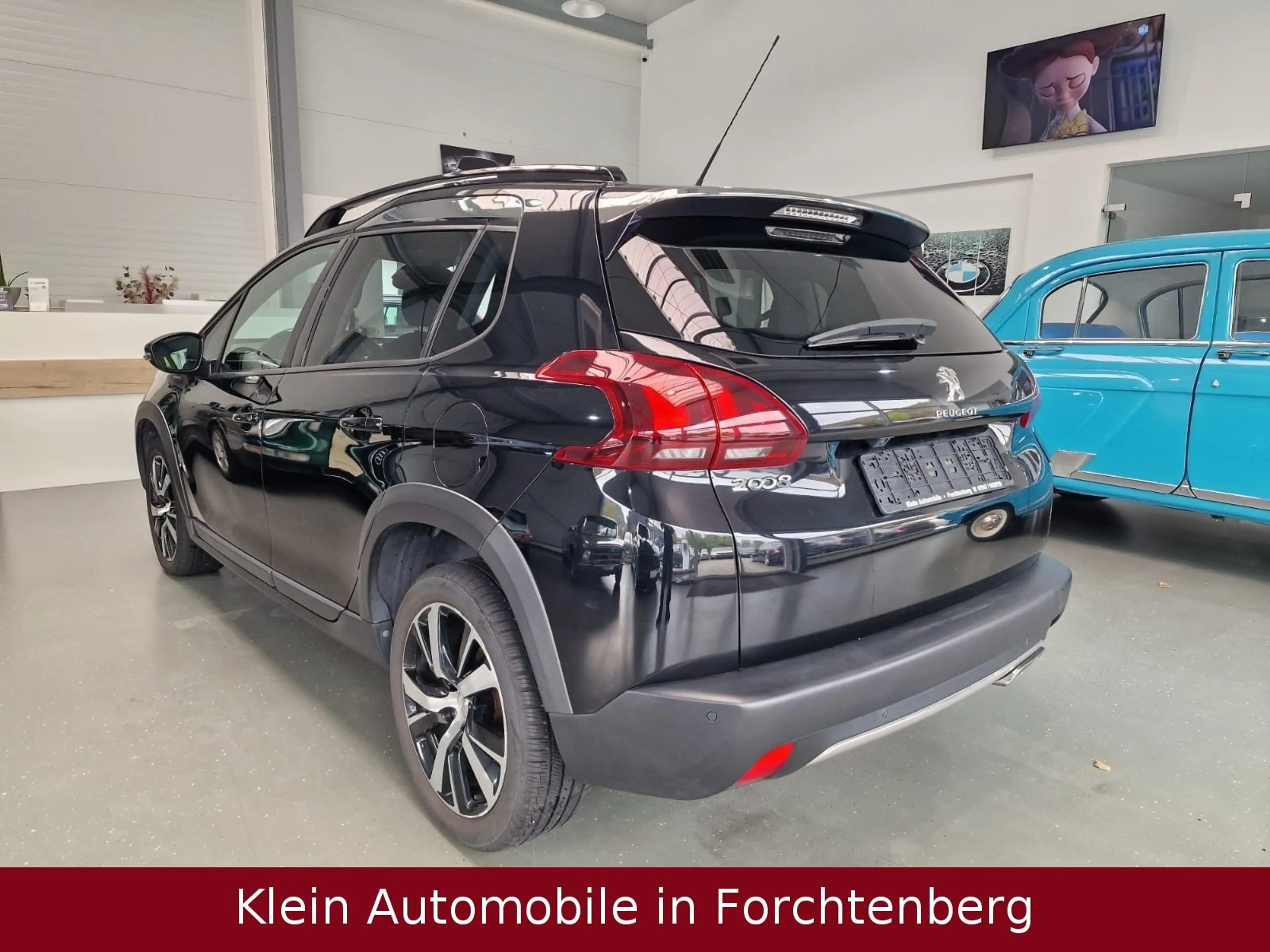Peugeot 2008 GT Line Sportpaket Leder Navi Panorama — photo 5