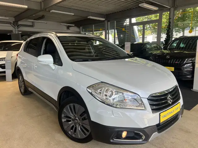 Suzuki SX4 S-Cross Comfort+ 4x4 *PANO*LEDER*
