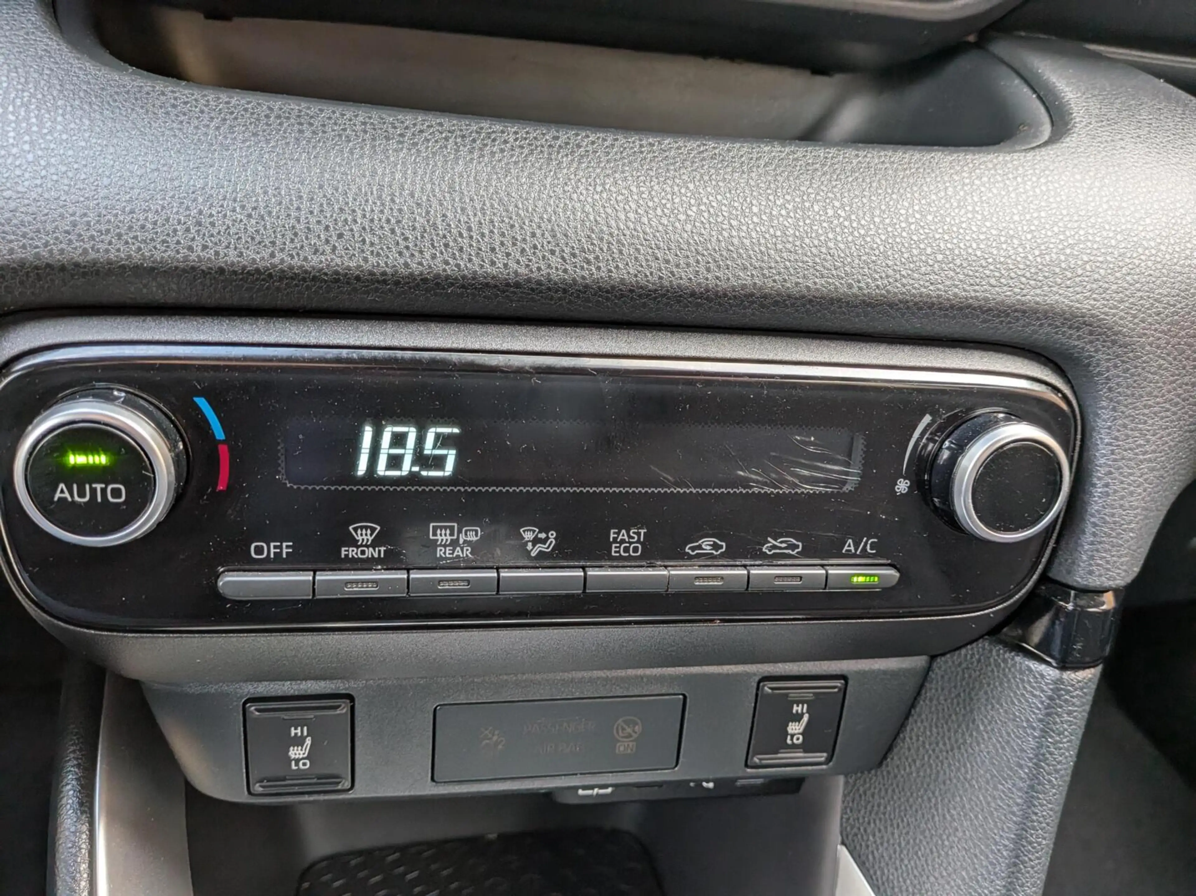 Mazda 2 Hybrid 1.5 Centre-line — photo 14