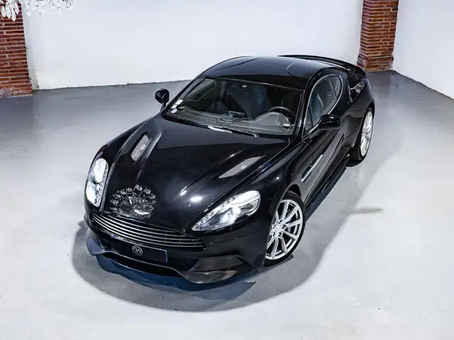 Aston Martin V12 573 CV COUPE 2+2
