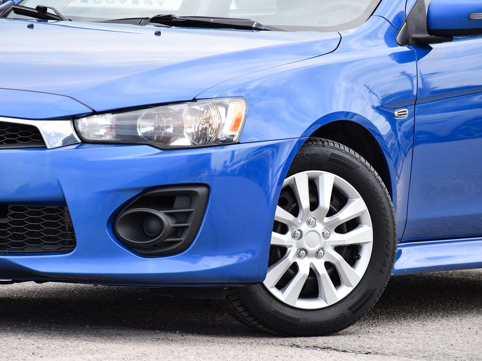 2017 Mitsubishi Lancer ES ~Bluetooth ~Camera ~Power Locks + Windows ~A/C — снимка 2