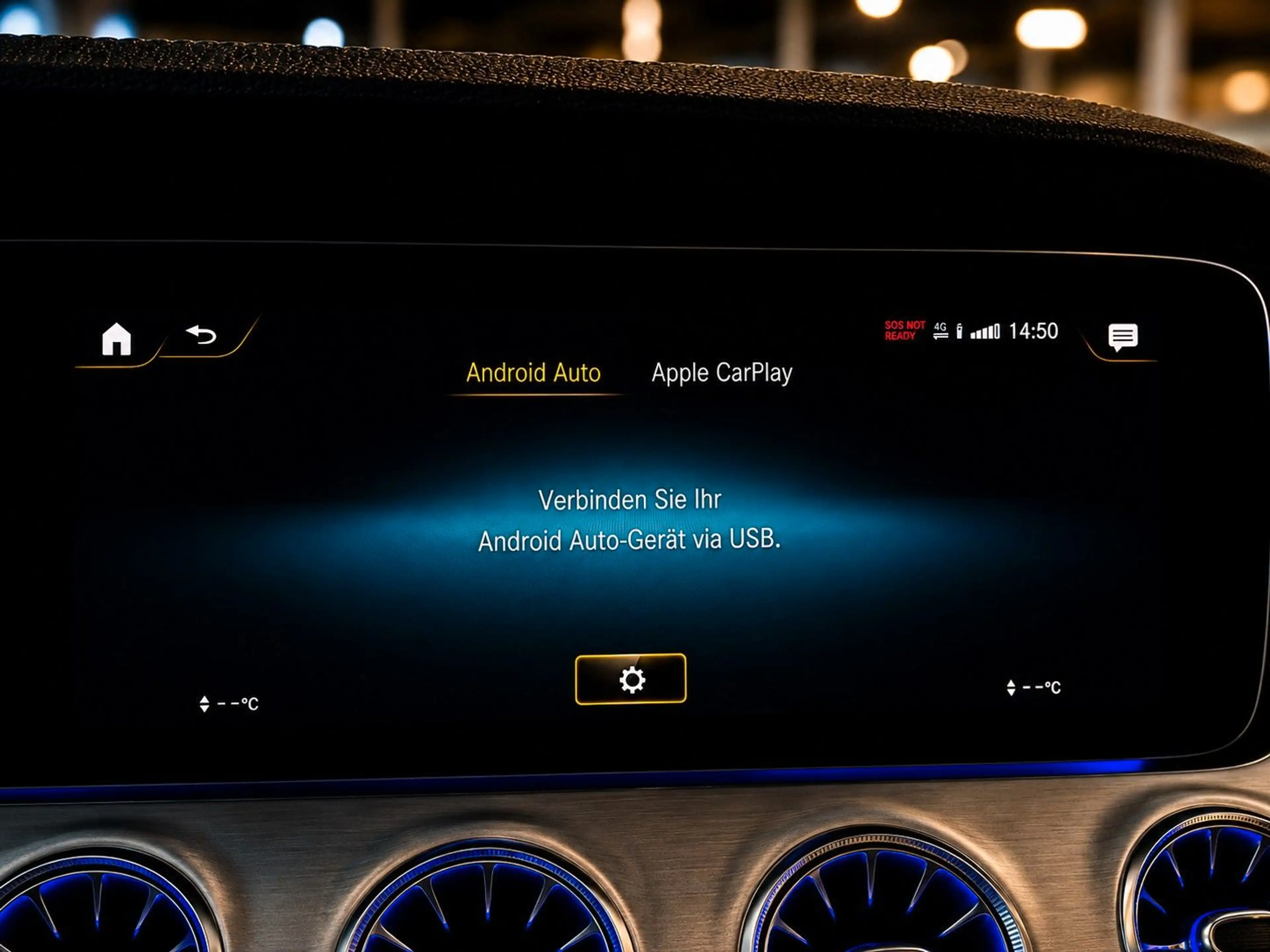 Mercedes-Benz CLS 400 d 4M AMG Distr. SHD RFK LED CarPlay — photo 24