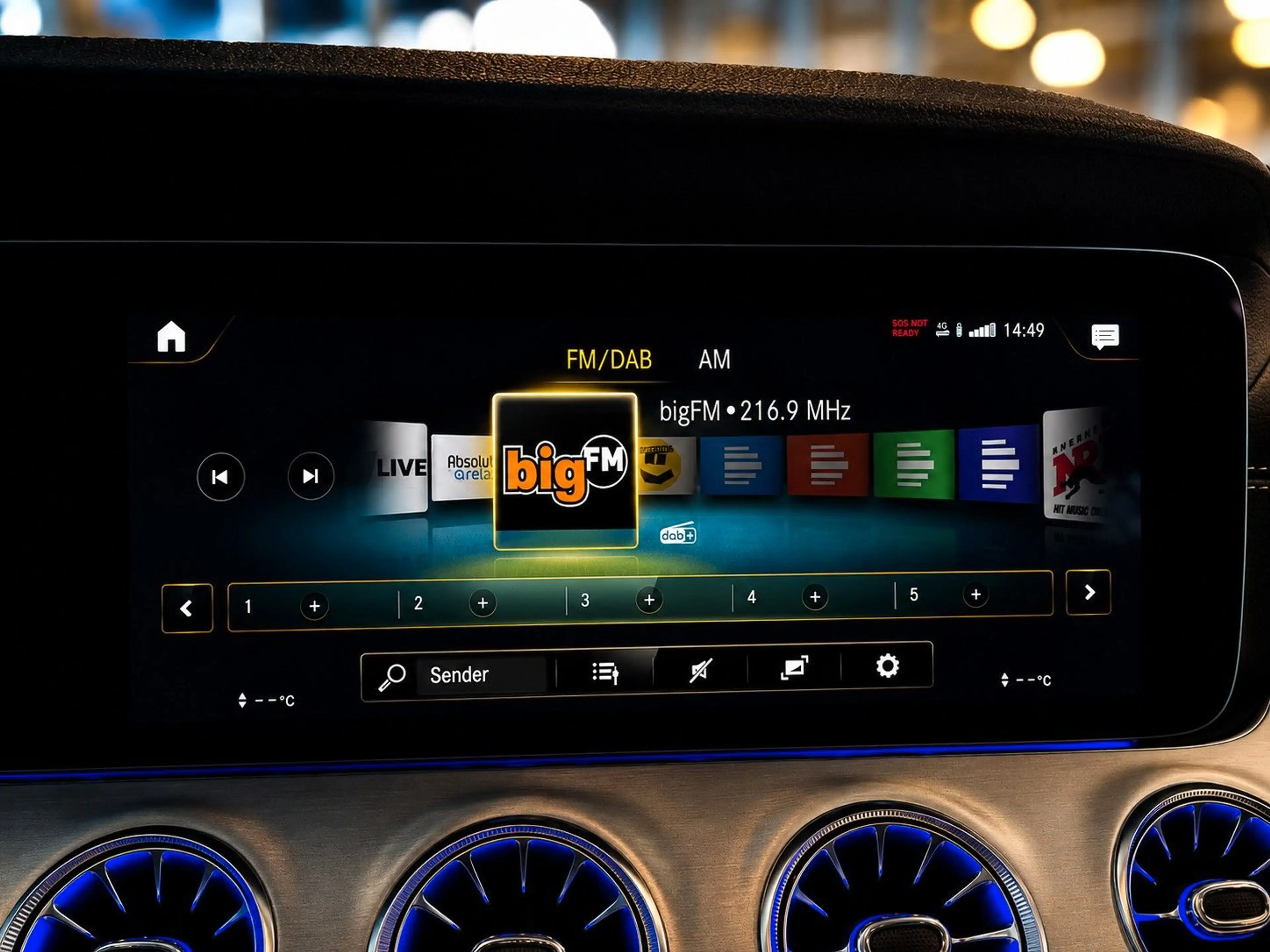 Mercedes-Benz CLS 400 d 4M AMG Distr. SHD RFK LED CarPlay — photo 22