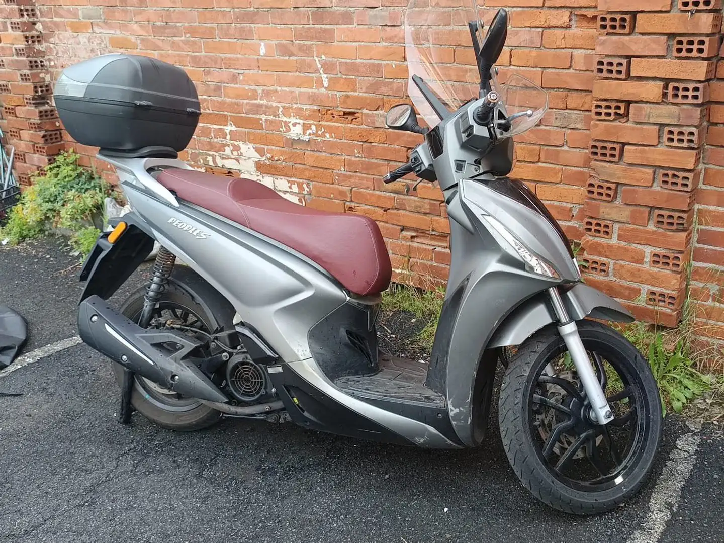 Kymco People S 125 siva - 2