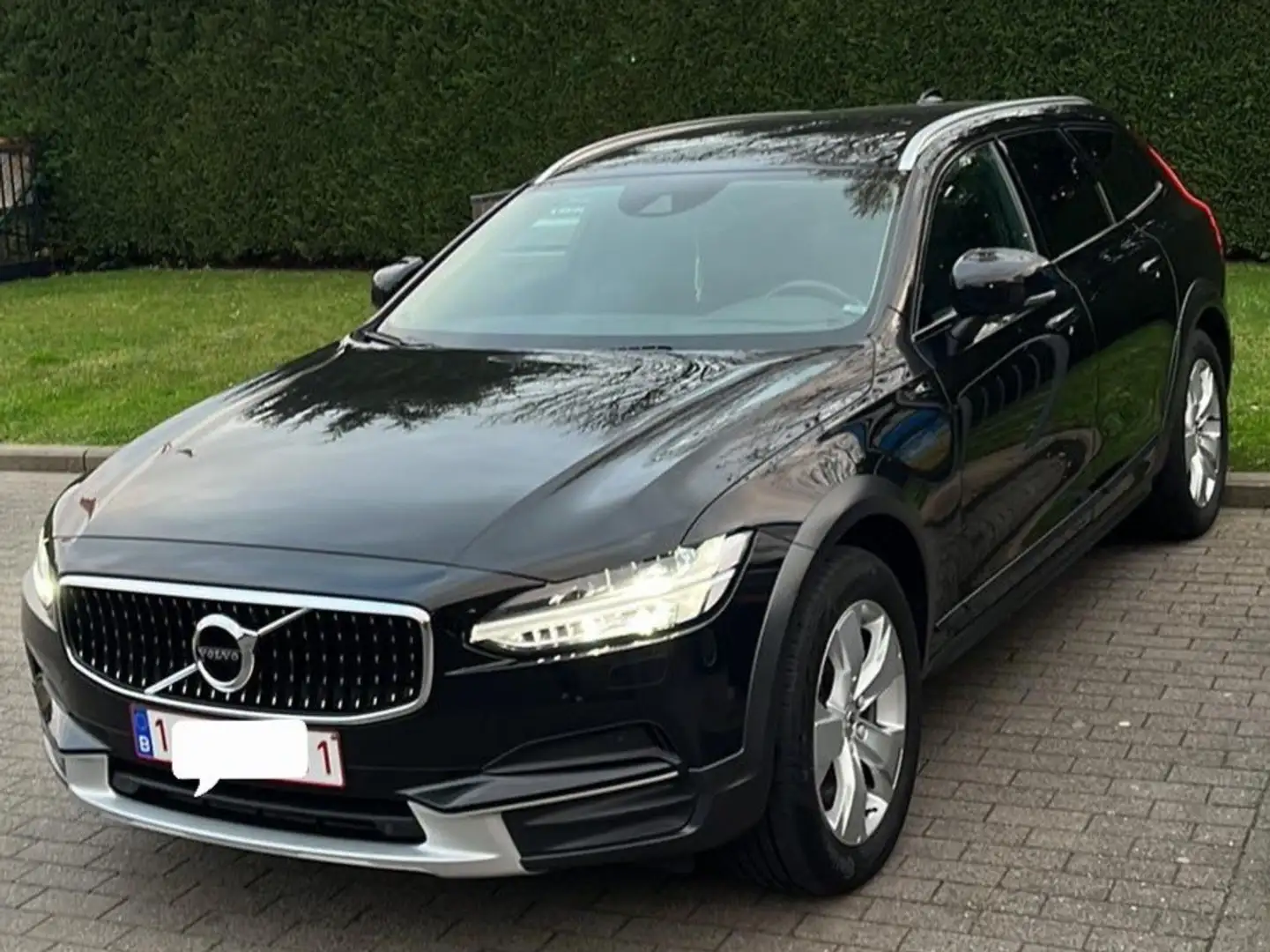 Volvo V90 Cross Country D4 AWD Geartronic Noir - 1