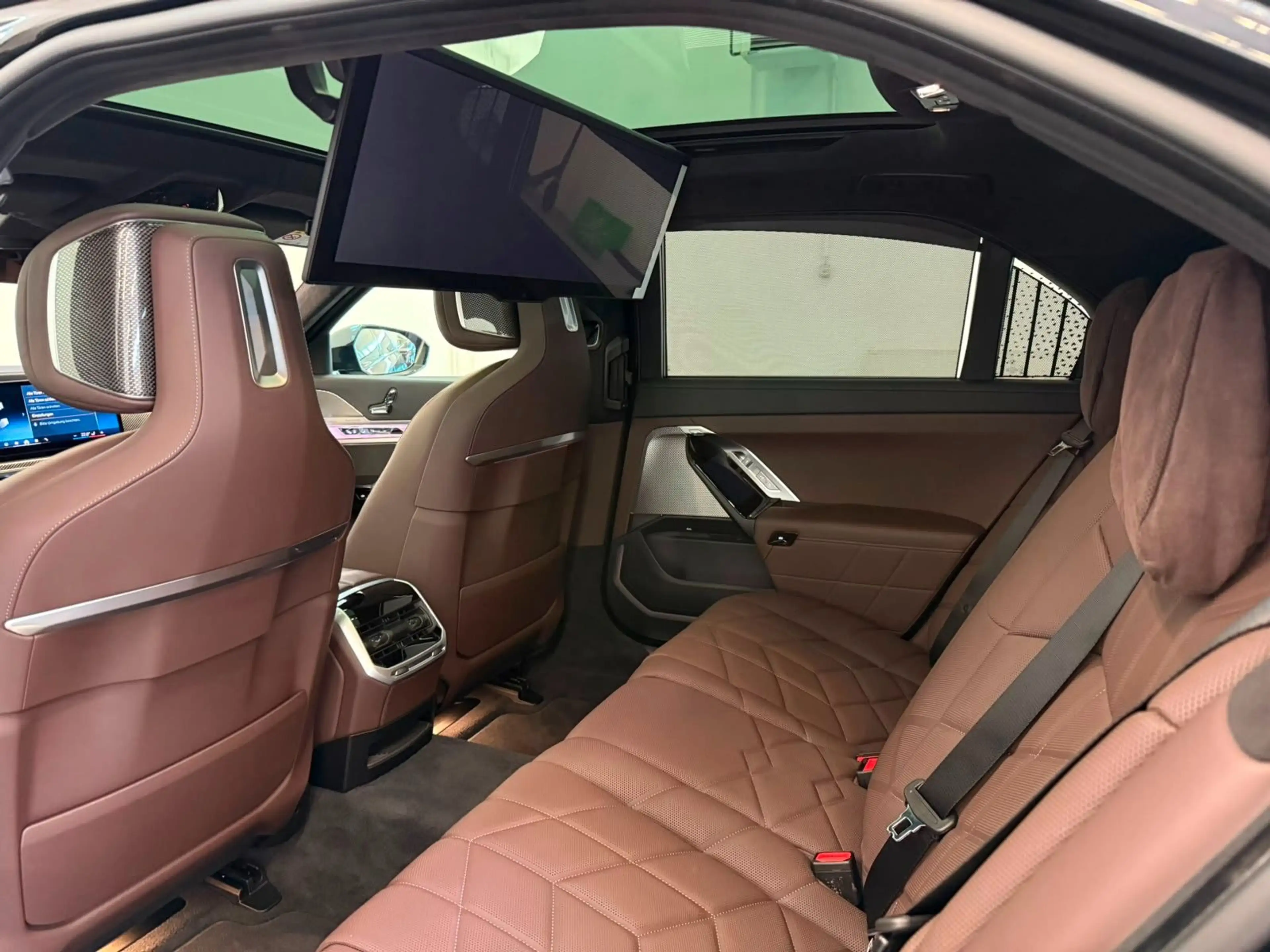 BMW 740 d xDrive M Sport,VOLLAUSST,MWST AUSW,UNFALLFR — photo 15