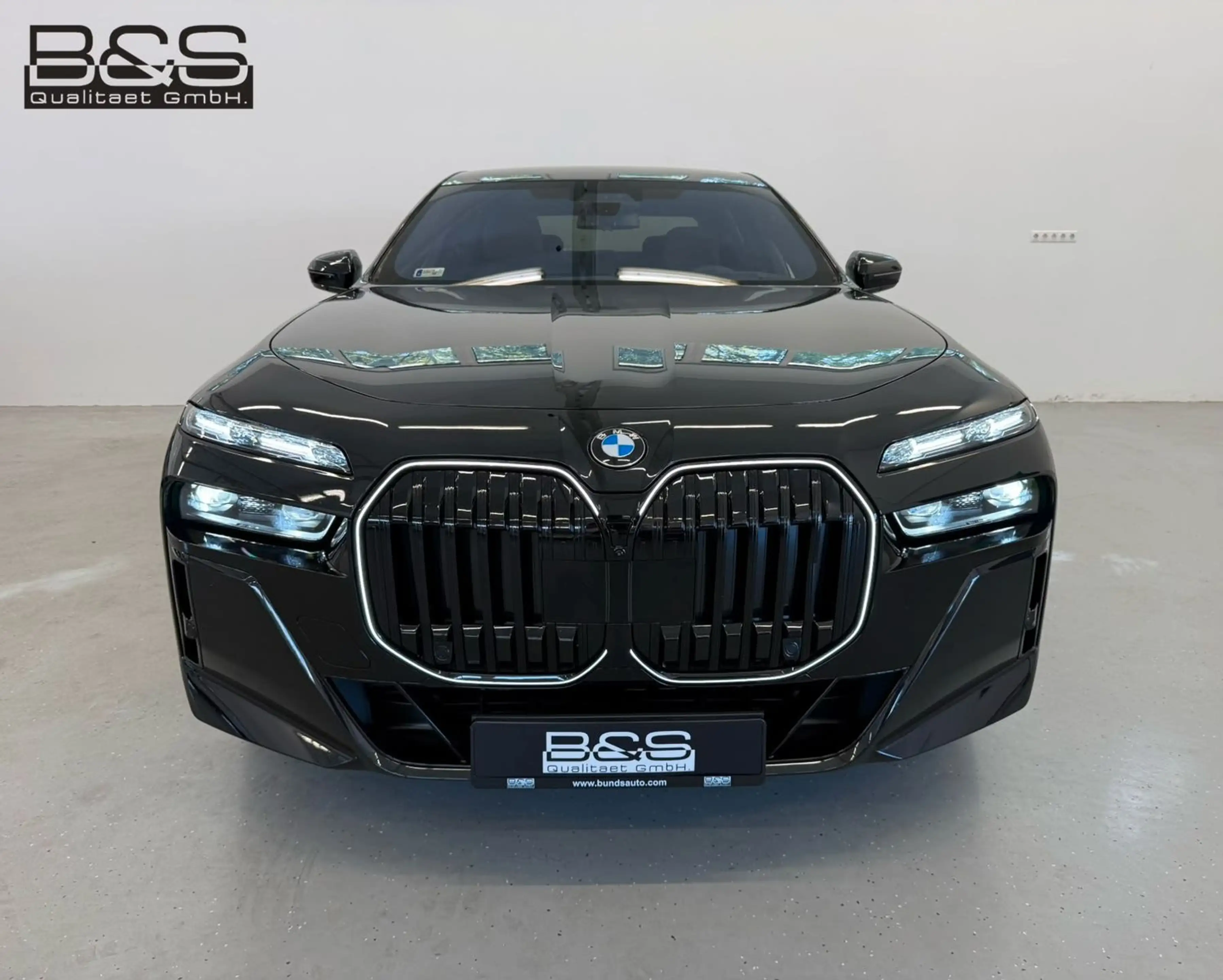BMW 740 d xDrive M Sport,VOLLAUSST,MWST AUSW,UNFALLFR — photo 6