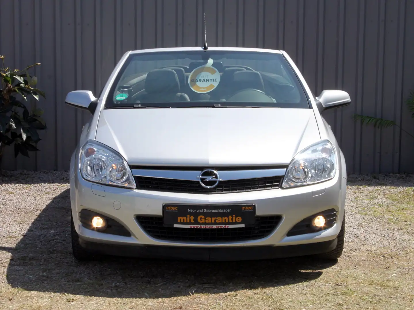 Opel Astra 1.8L Cosmo °Leder °Navi° TÜV Neu ° Gris - 2
