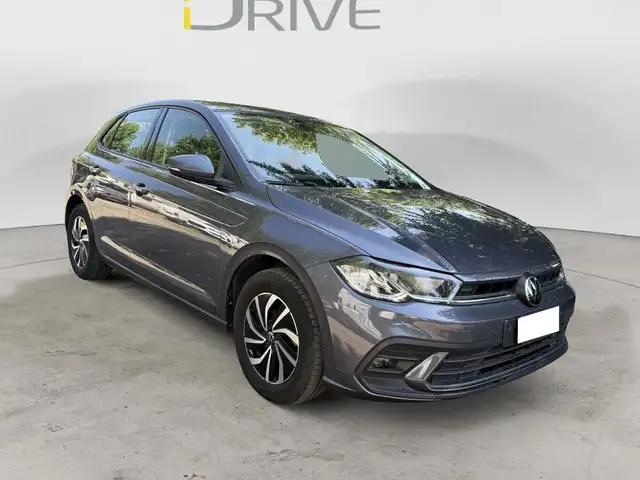 Volkswagen Polo Polo 1.0 tsi Life 95cv "SMOKY GREY MATALLIC"