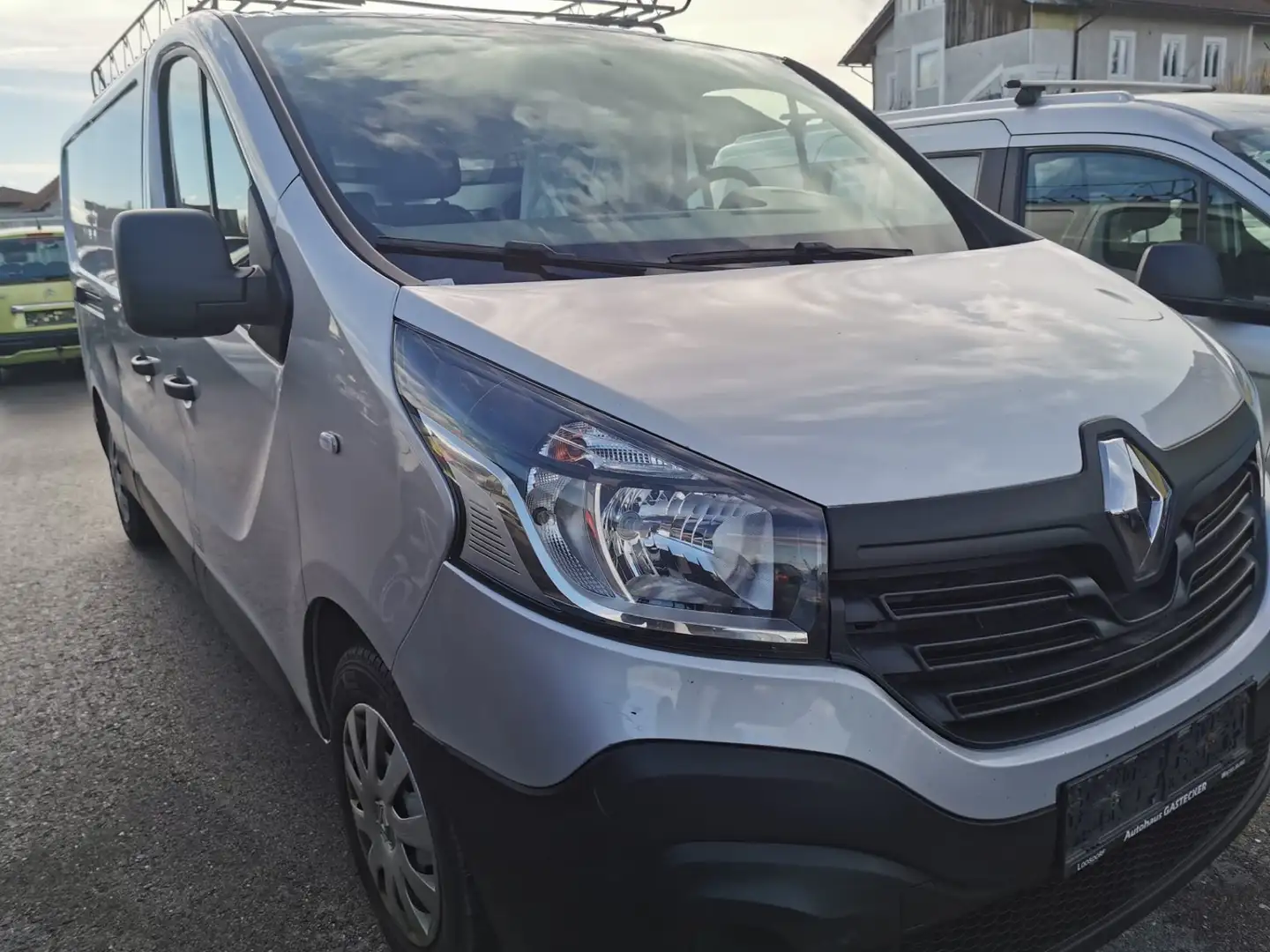 Renault Trafic Dynamique Energy dCi Szary - 2