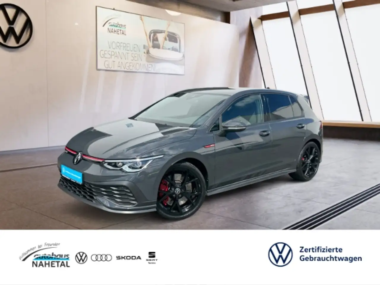 Volkswagen Golf VIII 2.0 TSI Clubsport DSG LED+ NAVI LM19'' APP-CO