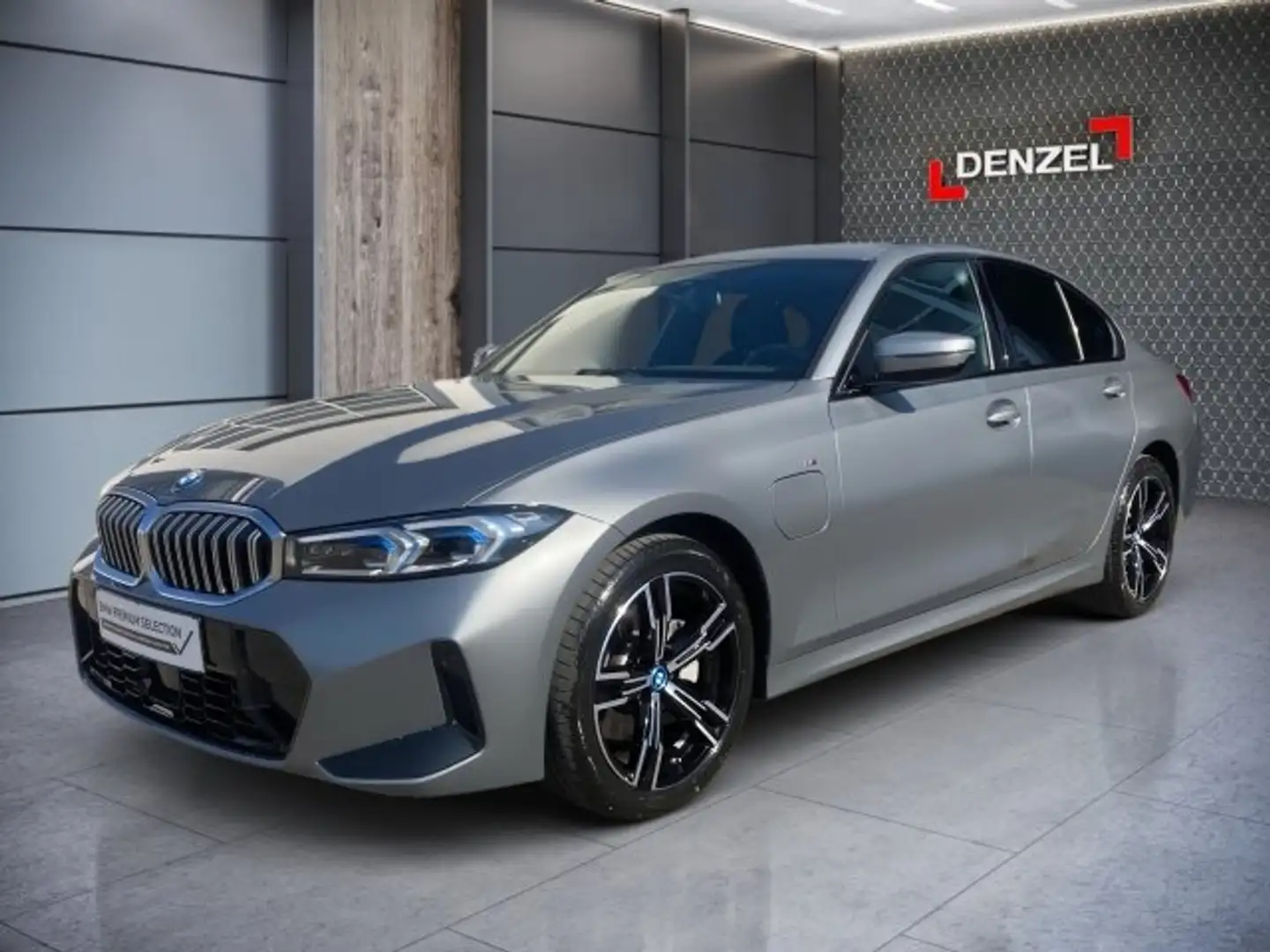 BMW 330 e xDrive Lim G20 Grau - 1