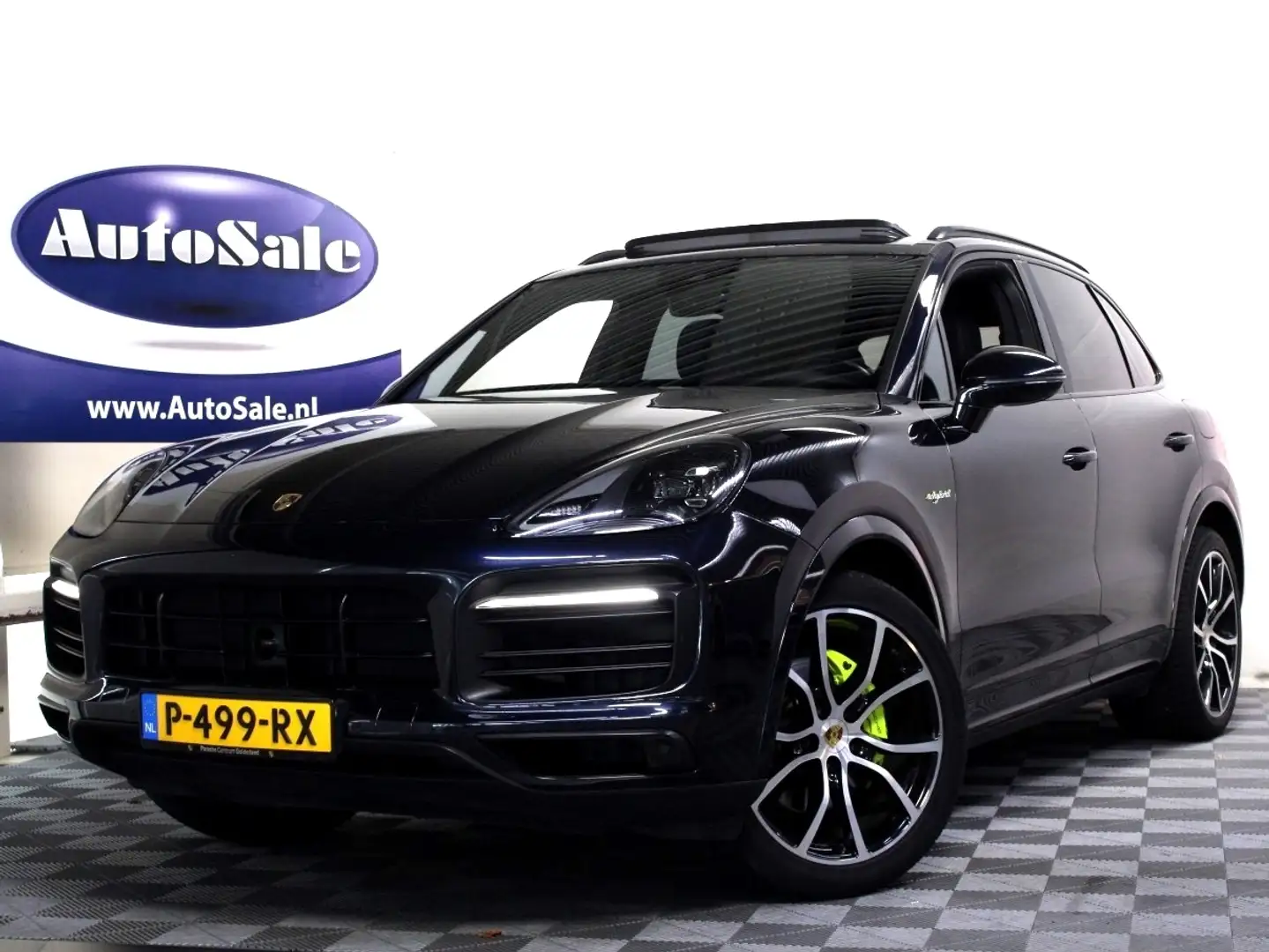 Porsche Cayenne 3.0 E-Hybrid 462pk PANO CARPLAY ACC BOSE CHRONO '2 Bleu - 1