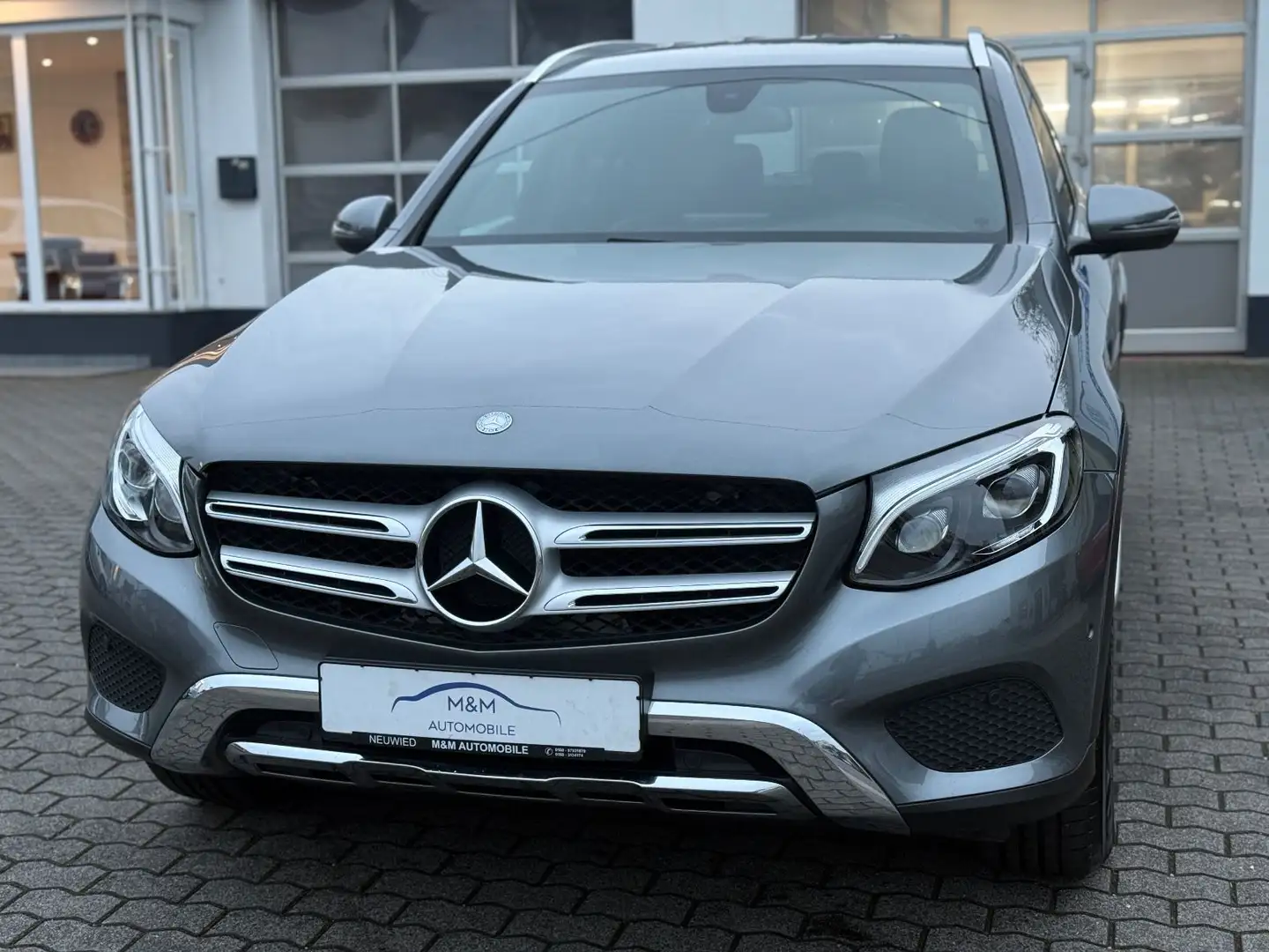 Mercedes-Benz GLC 250 d 4Matic AMG-Int. |1-Hand|Kamera |LED-ILS Grau - 2