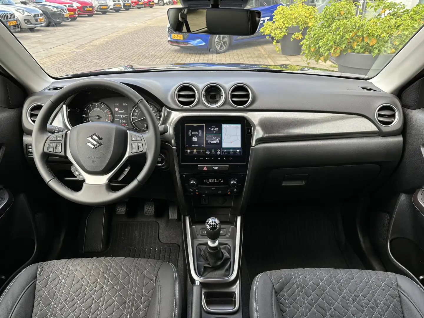 Suzuki Vitara 1.4 Boosterjet Style Smart Hybrid Demo/Navi/Clima/ Blauw - 2