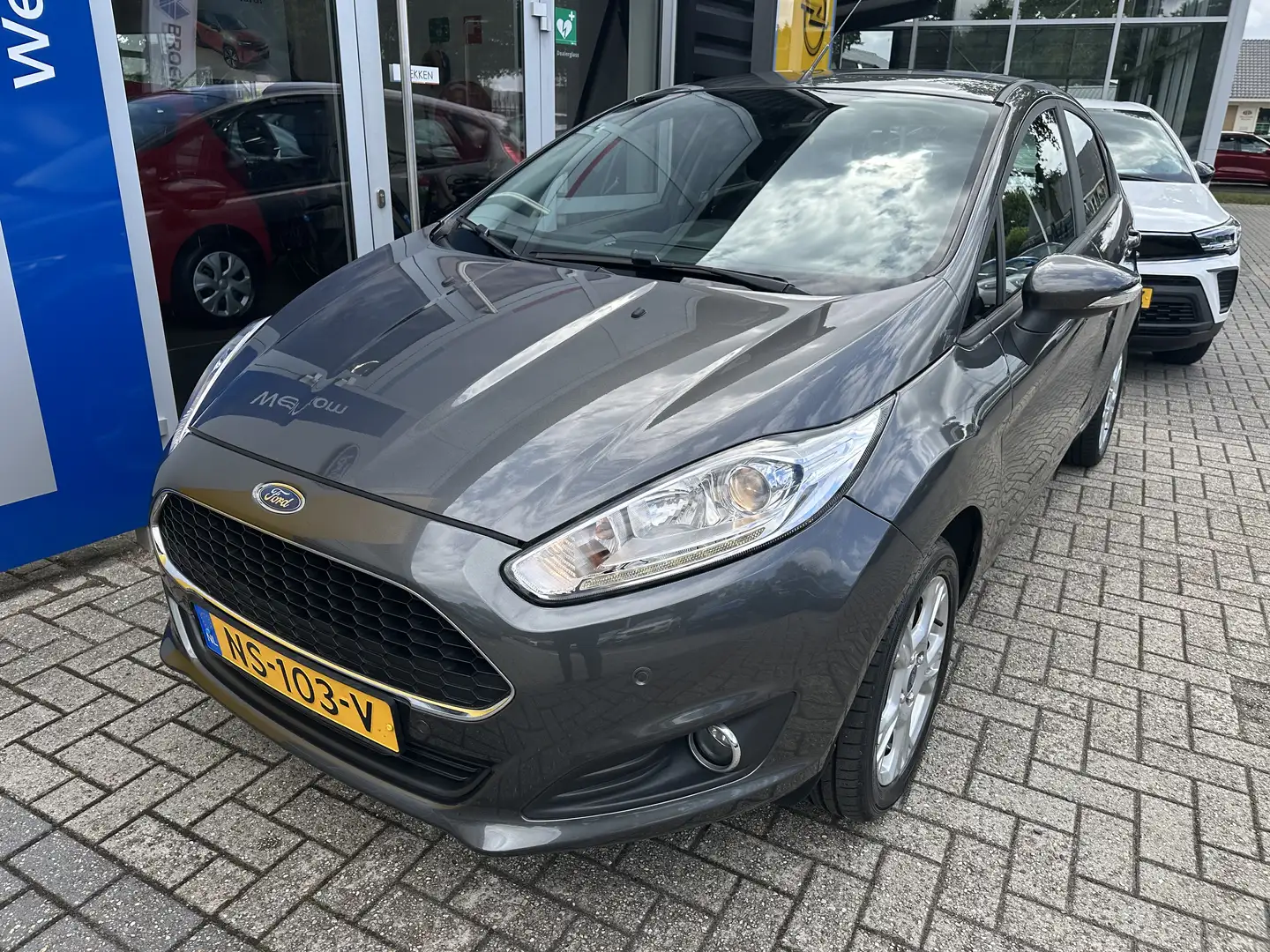 Ford Fiesta 1.0 Style Ultimate | NAVIGATIE| PARKEERSENSOREN V+ Grijs - 2