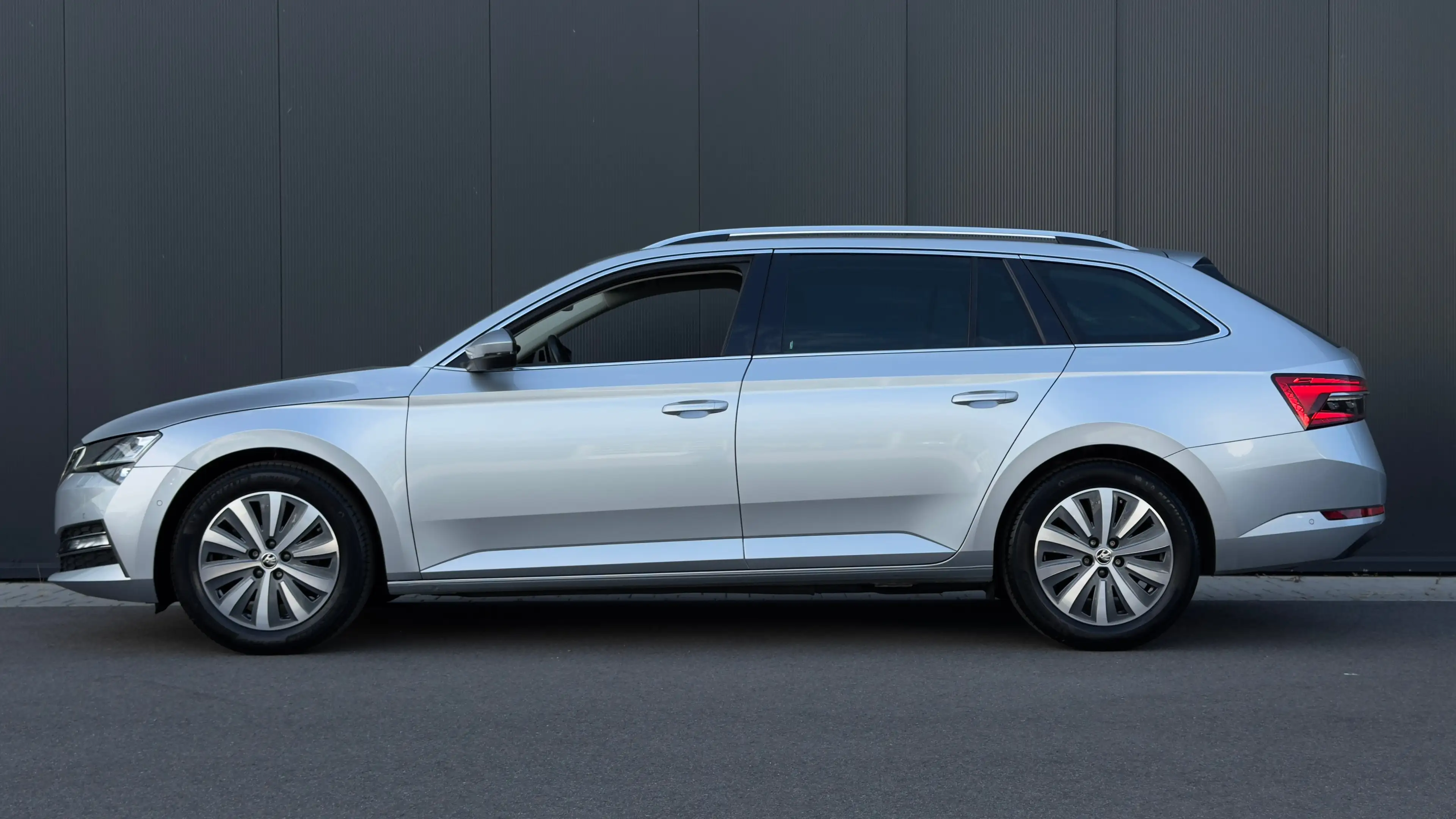 Skoda Superb Combi 1.4 TSI 218pk iV Business Edition Plus | Cam — photo 3