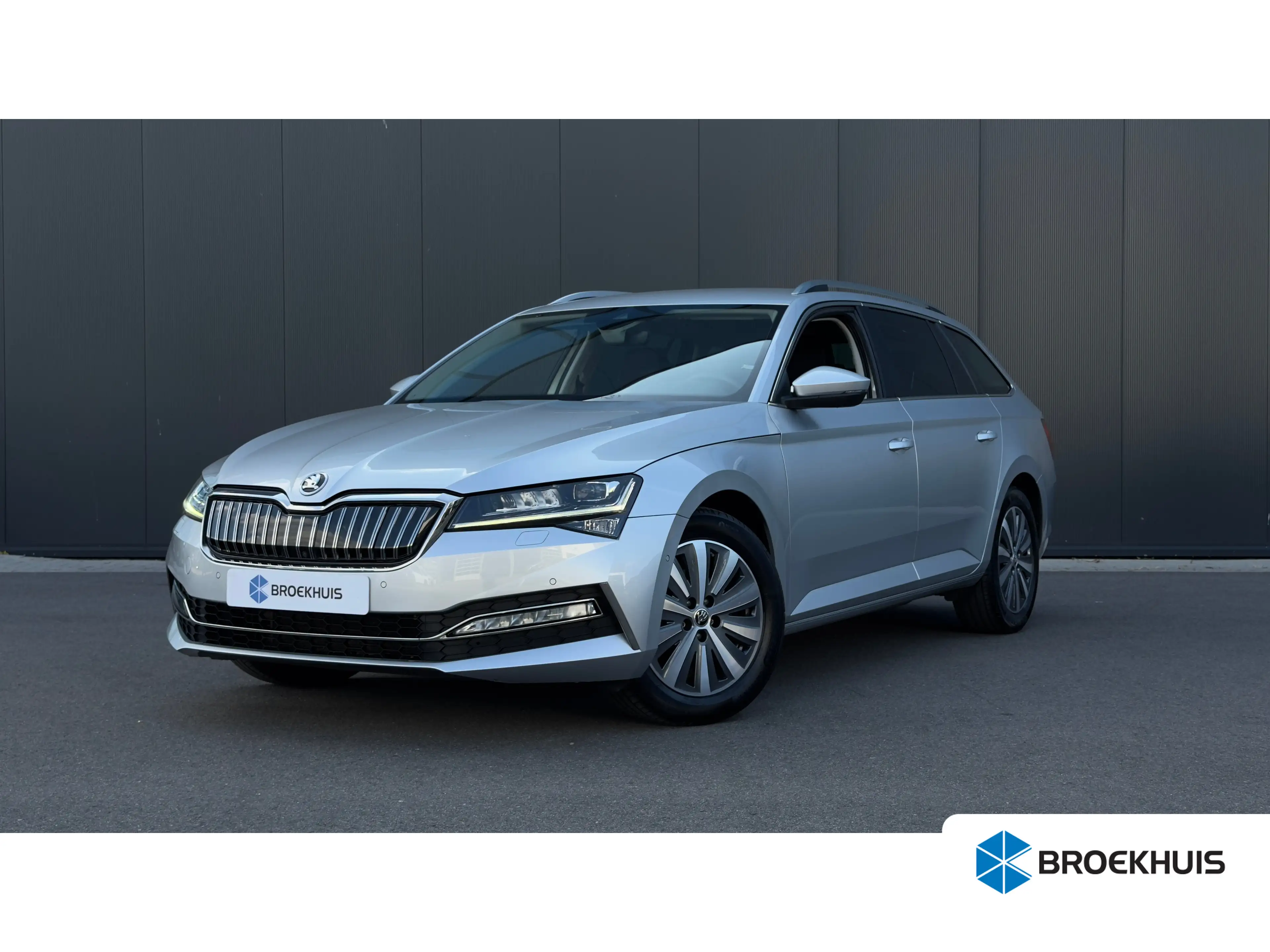 Skoda Superb Combi 1.4 TSI 218pk iV Business Edition Plus | Cam