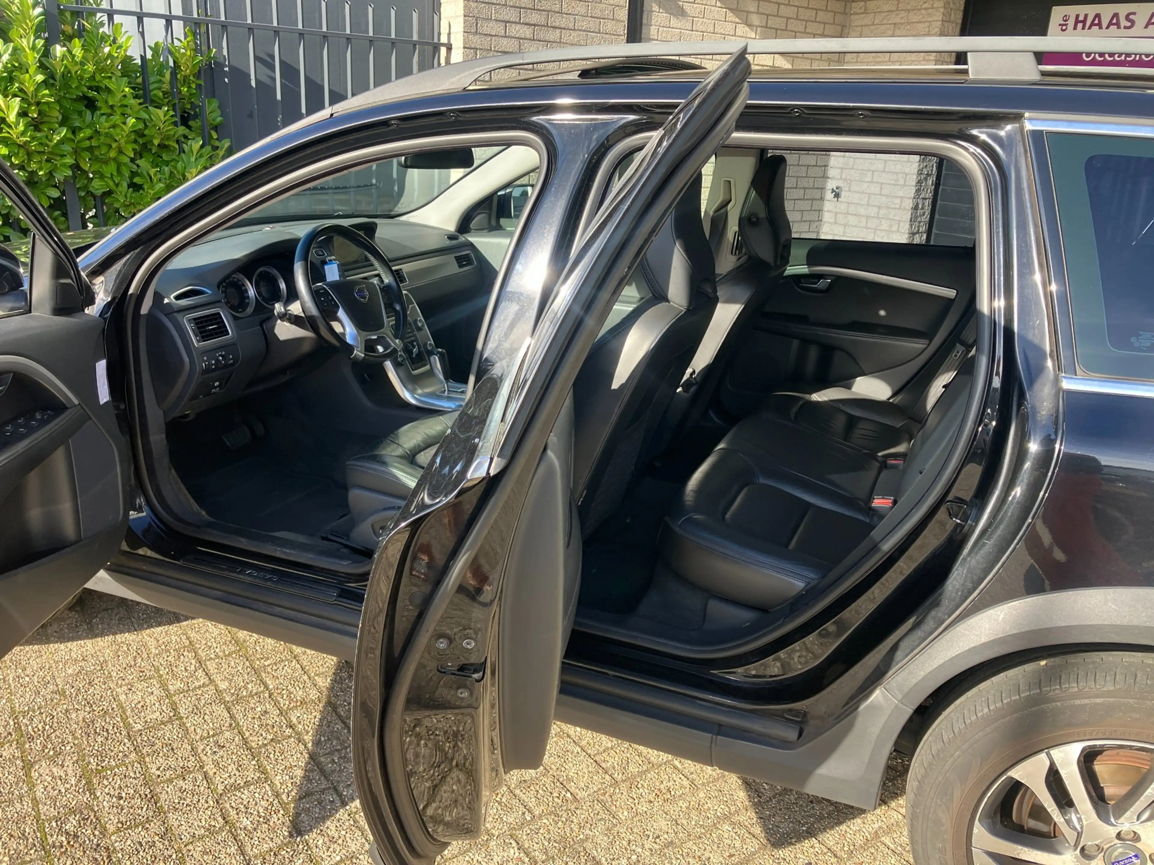 Volvo XC70 2.0 D3 FWD Limited Edition / EURO-5 / 5-CILINDER / — photo 9