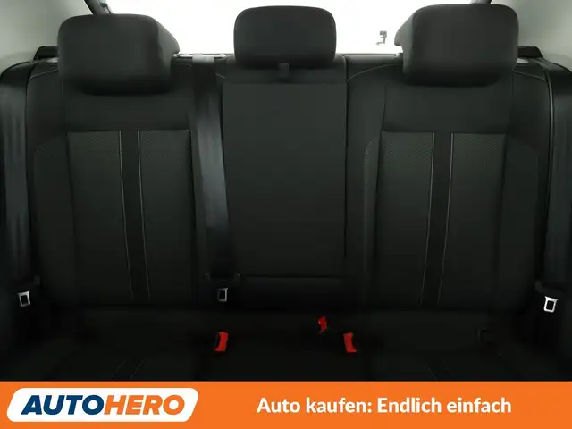Volkswagen T-Roc view 15