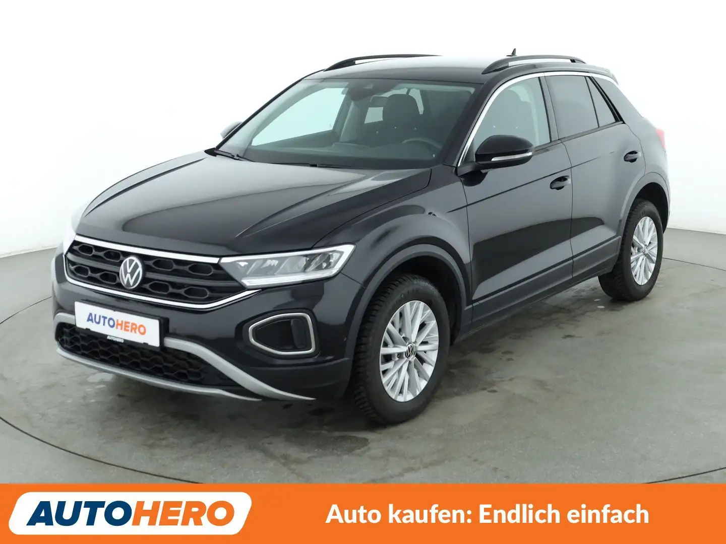 Volkswagen T-Roc 1.0 TSI Life *NAVI*LED*PDC*SHZ* Noir - 1