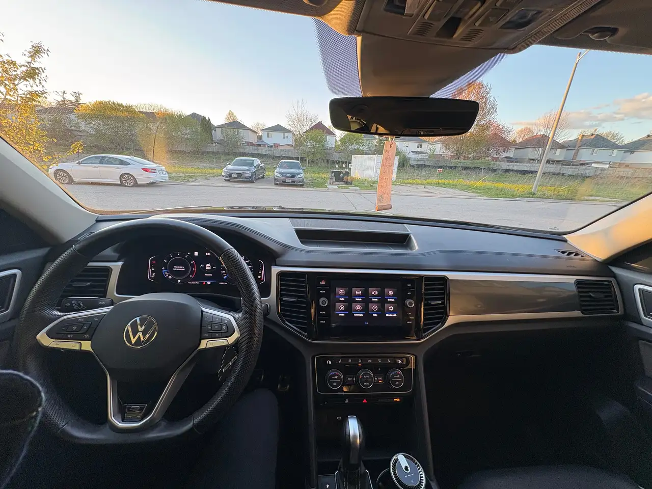 Volkswagen Atlas снимка Volkswagen Atlas