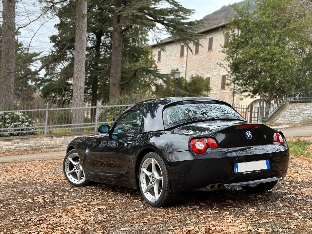 BMW Z4 Z4 E85 Roadster Roadster 2.2i — photo 1 of 8