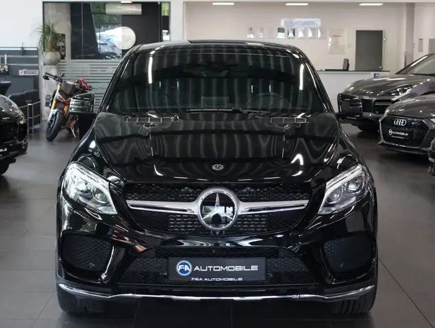 Mercedes-Benz Gle view 3