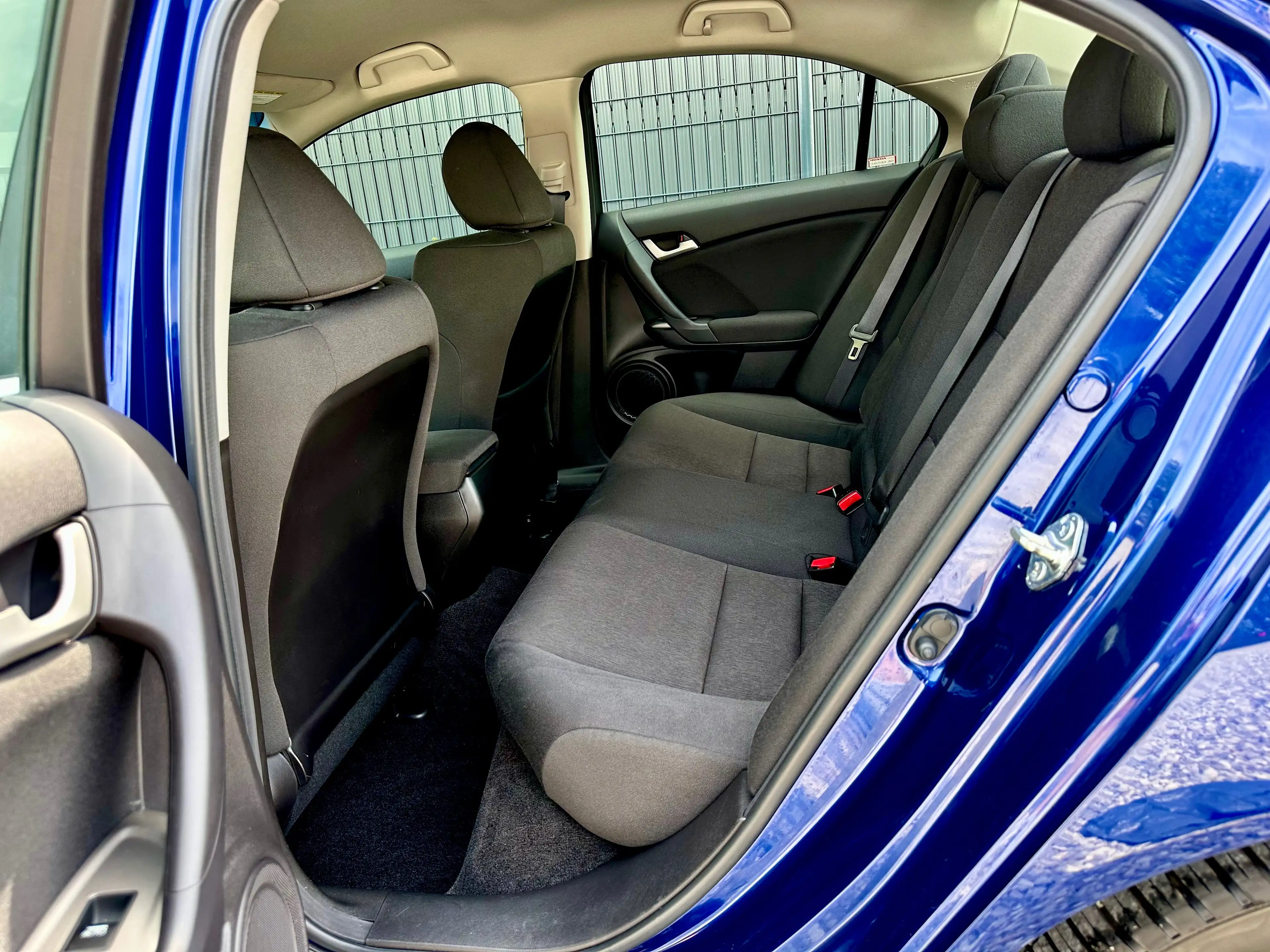 Honda Accord Accord 2.0 i-VTEC ! 1er Prop. ! Automatique ! Carnet Complet !! — photo 9