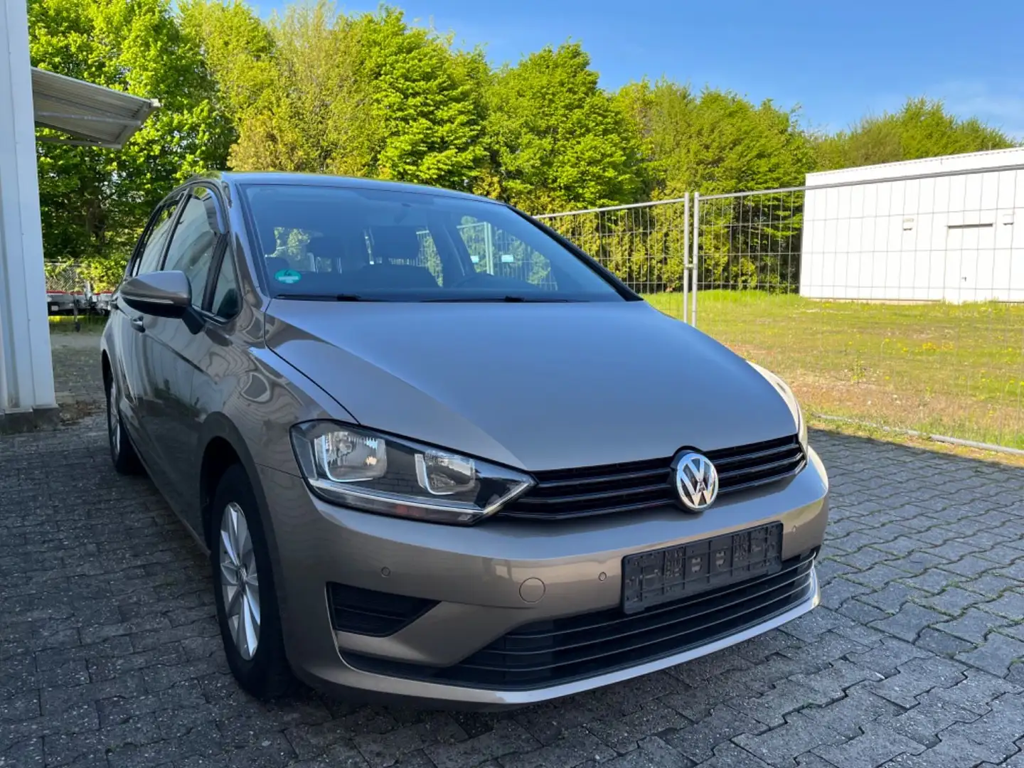 Volkswagen Golf Sportsvan VII BMT/ 1 Hand/ Automatik/PDC Gold - 1