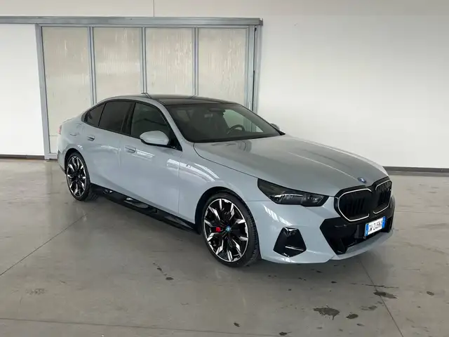 BMW i5 Serie 5 G60 Berlina edrive40 MSport