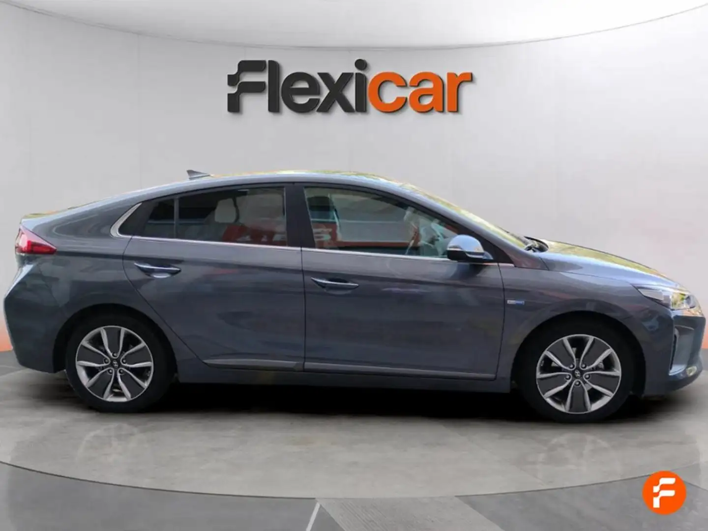 Hyundai IONIQ 1.6 GDI PHEV Klass DT Amarillo - 2