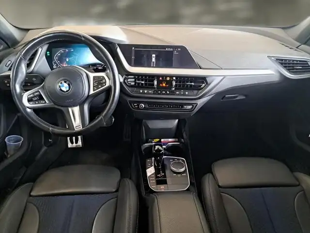 BMW 1 Series view 7