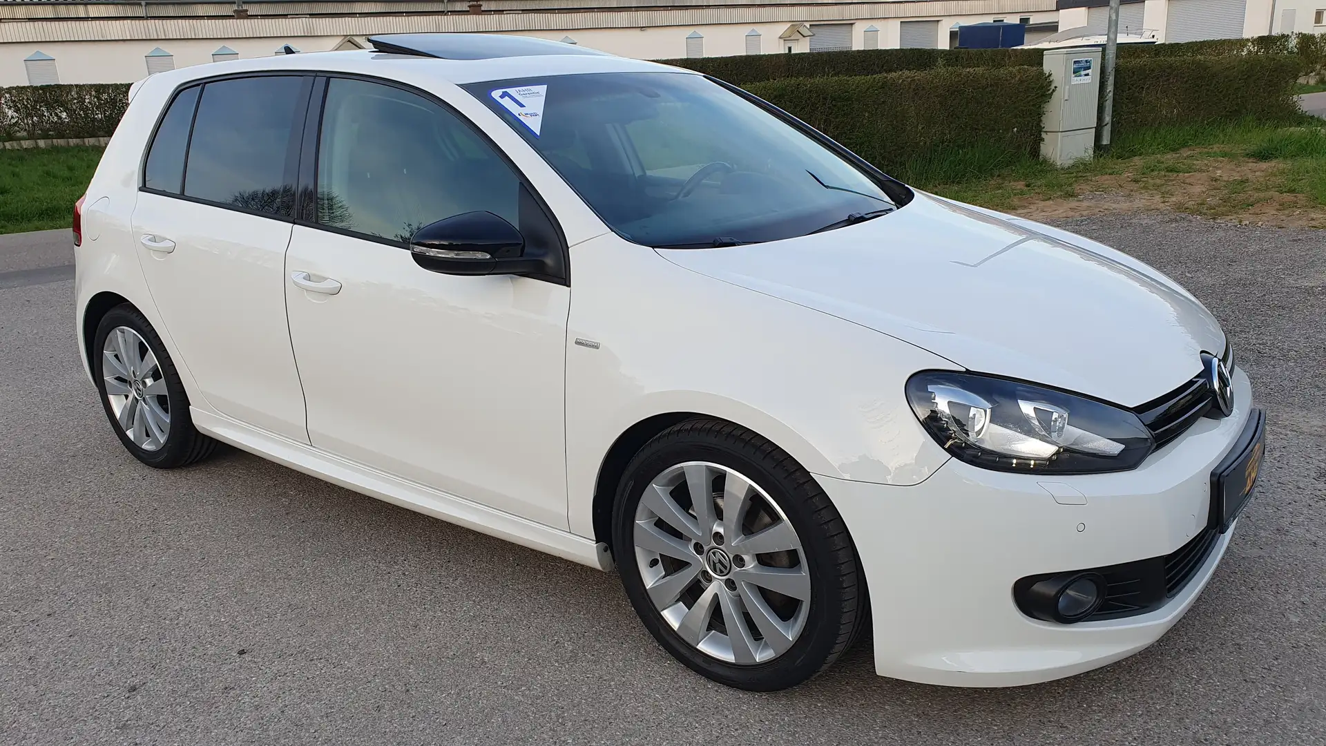 Volkswagen Golf Match 1,4 TSI Automatik / Navi / Xenon /Schiebed. Blanco - 1