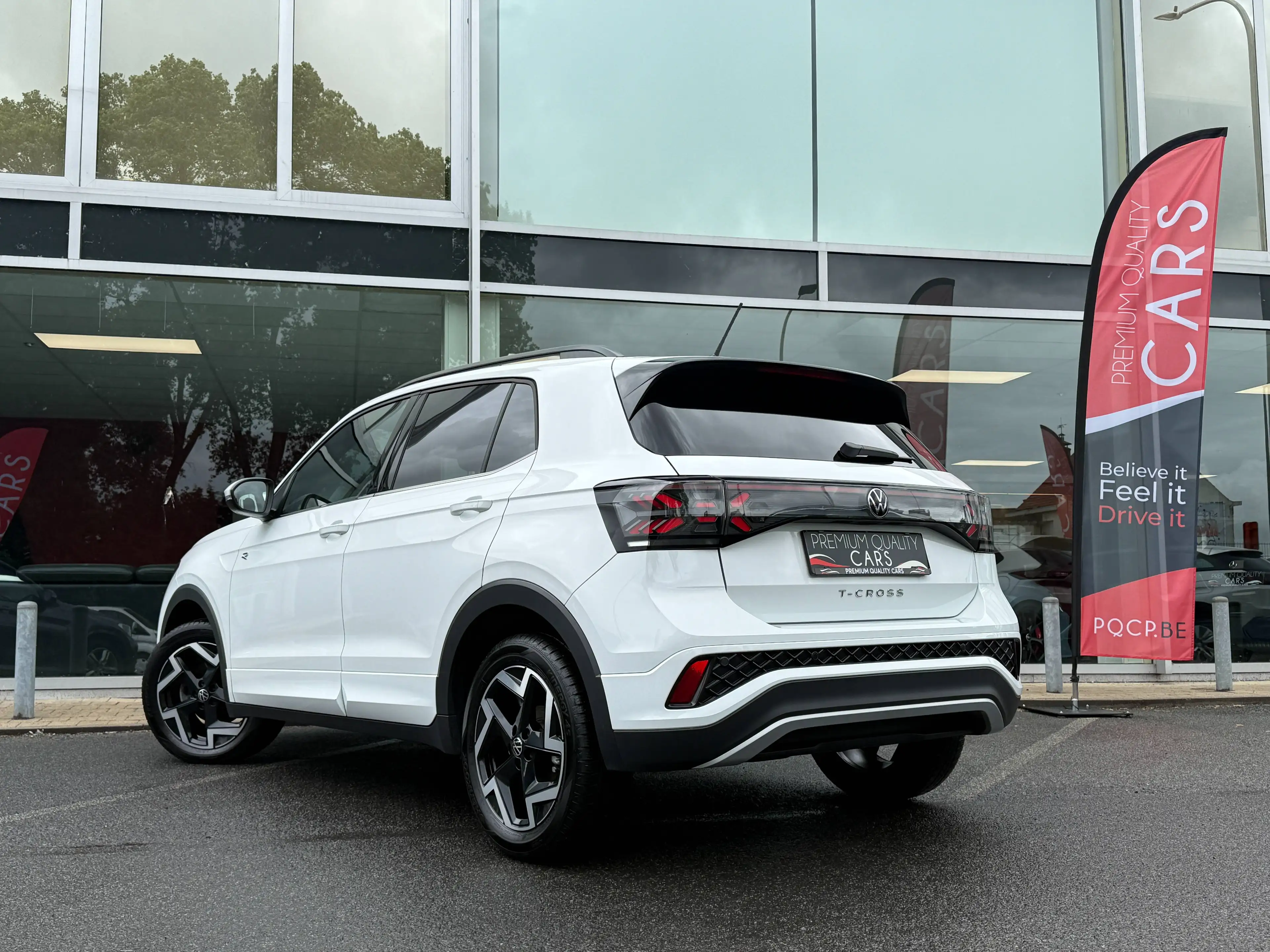 Volkswagen T-Cross R-Line / SFEERVERLICHTING / ZETELVERWARMING / CARPLAY / — photo 7